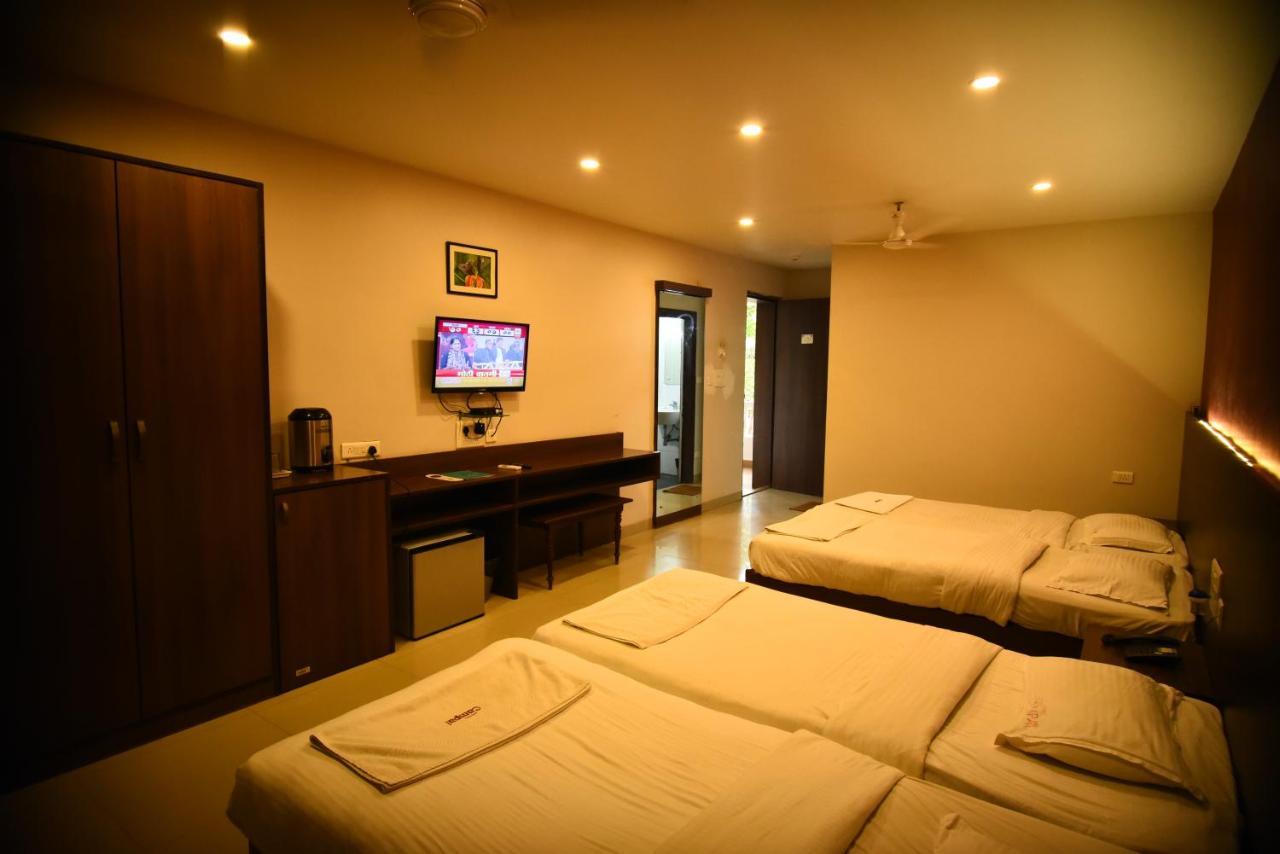 Hotel Campal Panaji Ngoại thất bức ảnh