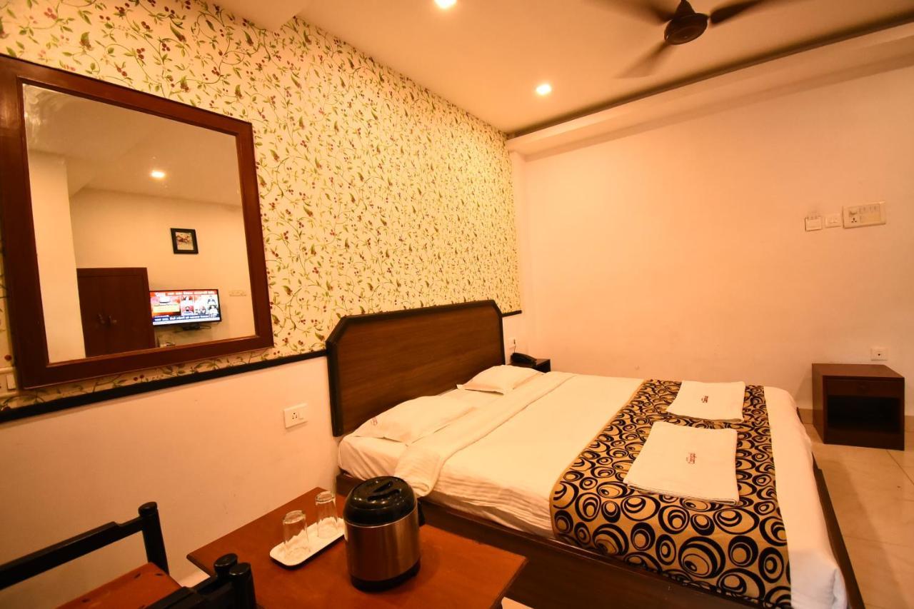 Hotel Campal Panaji Ngoại thất bức ảnh