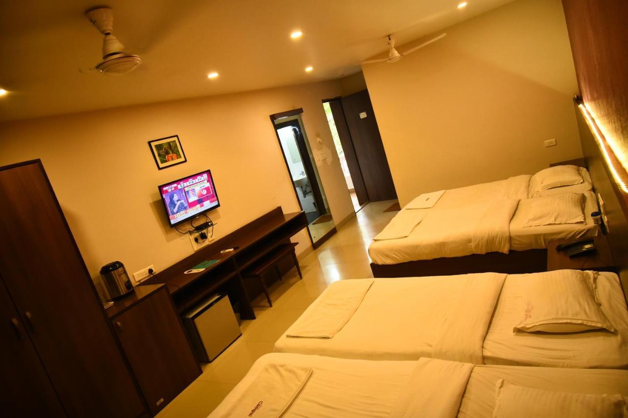 Hotel Campal Panaji Ngoại thất bức ảnh